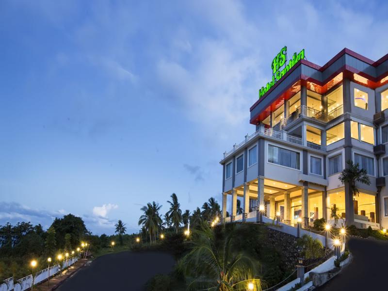 Hotel Santika Luwuk - Sulawesi Tengah Extérieur photo
